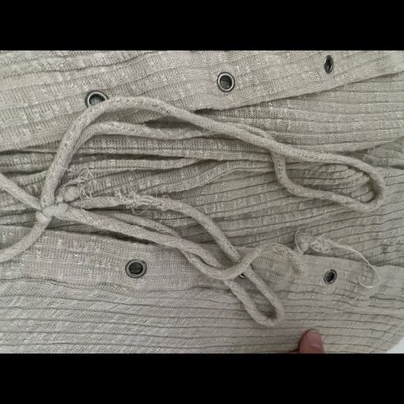 Altar’d State Women’s Long Sleeve Top - Picture 4 of 5